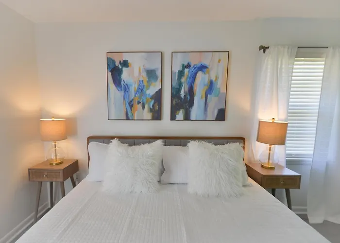 Golden Racehorse - Luxury Mid-Century Modern