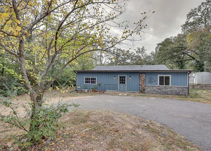 Spacious Hot Springs Lakehouse On Lake Hamilton!
