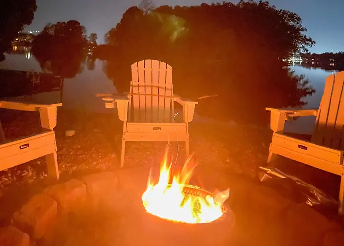 Waterfront Hot Springs Vacation Home With Dock!