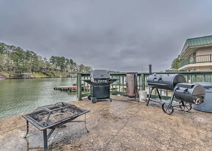 Lake Hamilton Couples Retreat Boat Dock And Ramp!