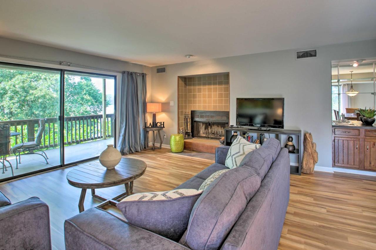 Sunny Hotspot At North Shore Condos! Apartment