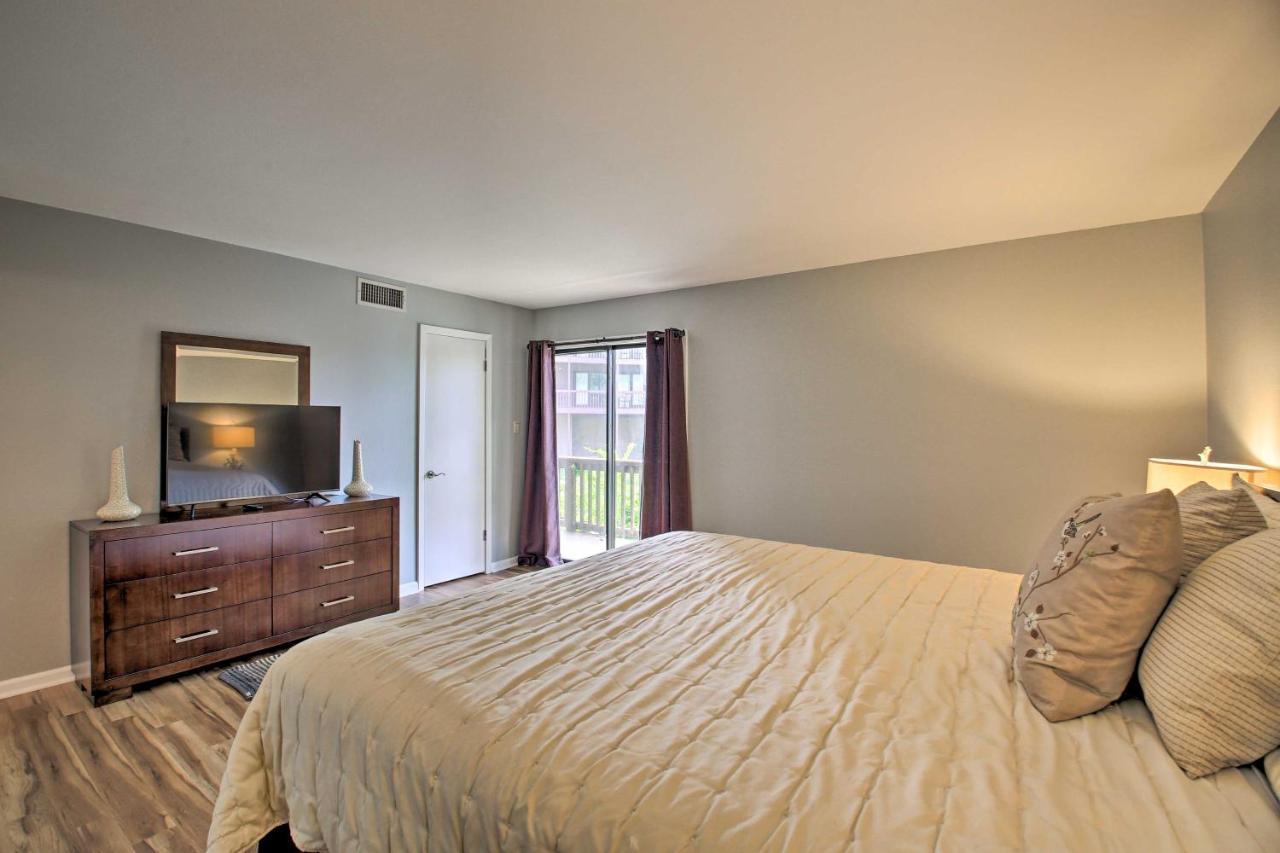 Sunny Hotspot At North Shore Condos! Apartment Hot Springs