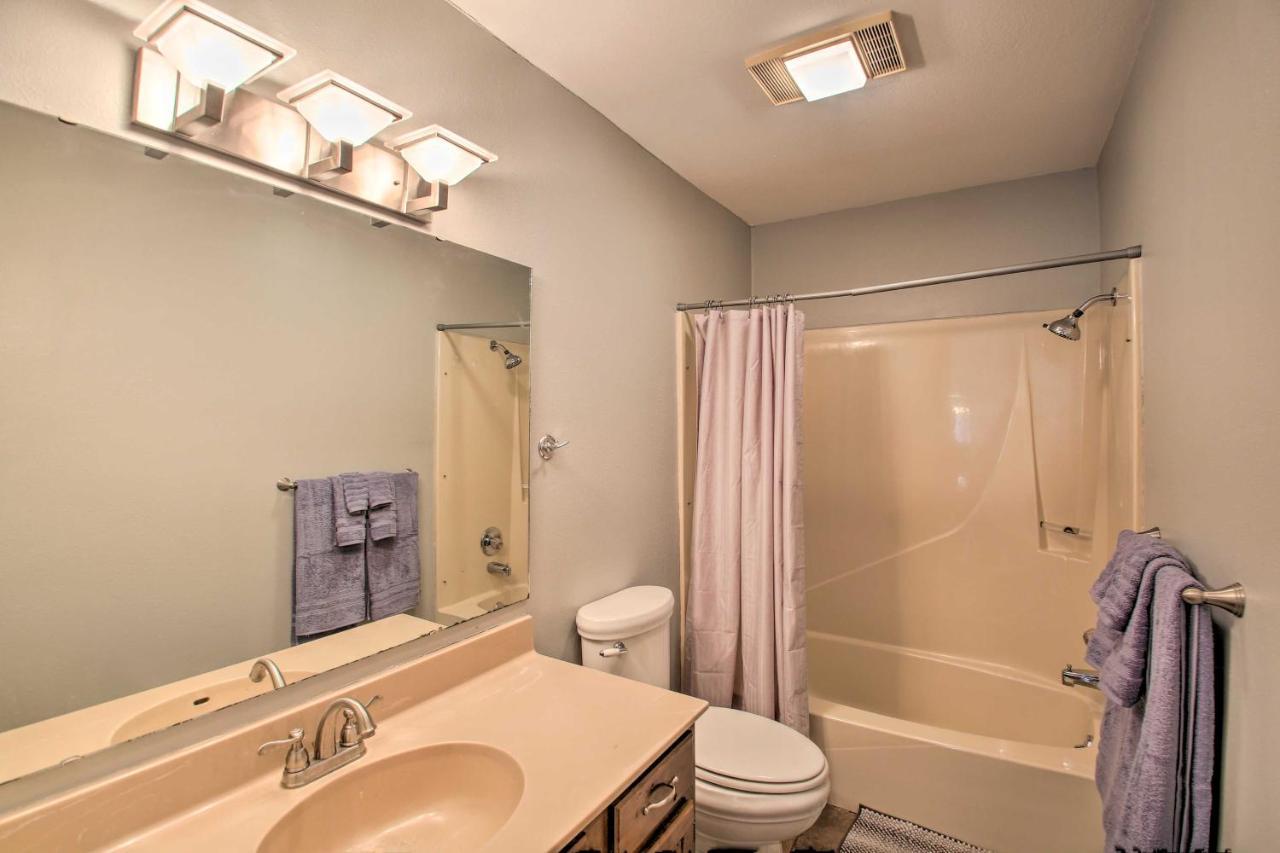 Apartment Sunny Hotspot At North Shore Condos!