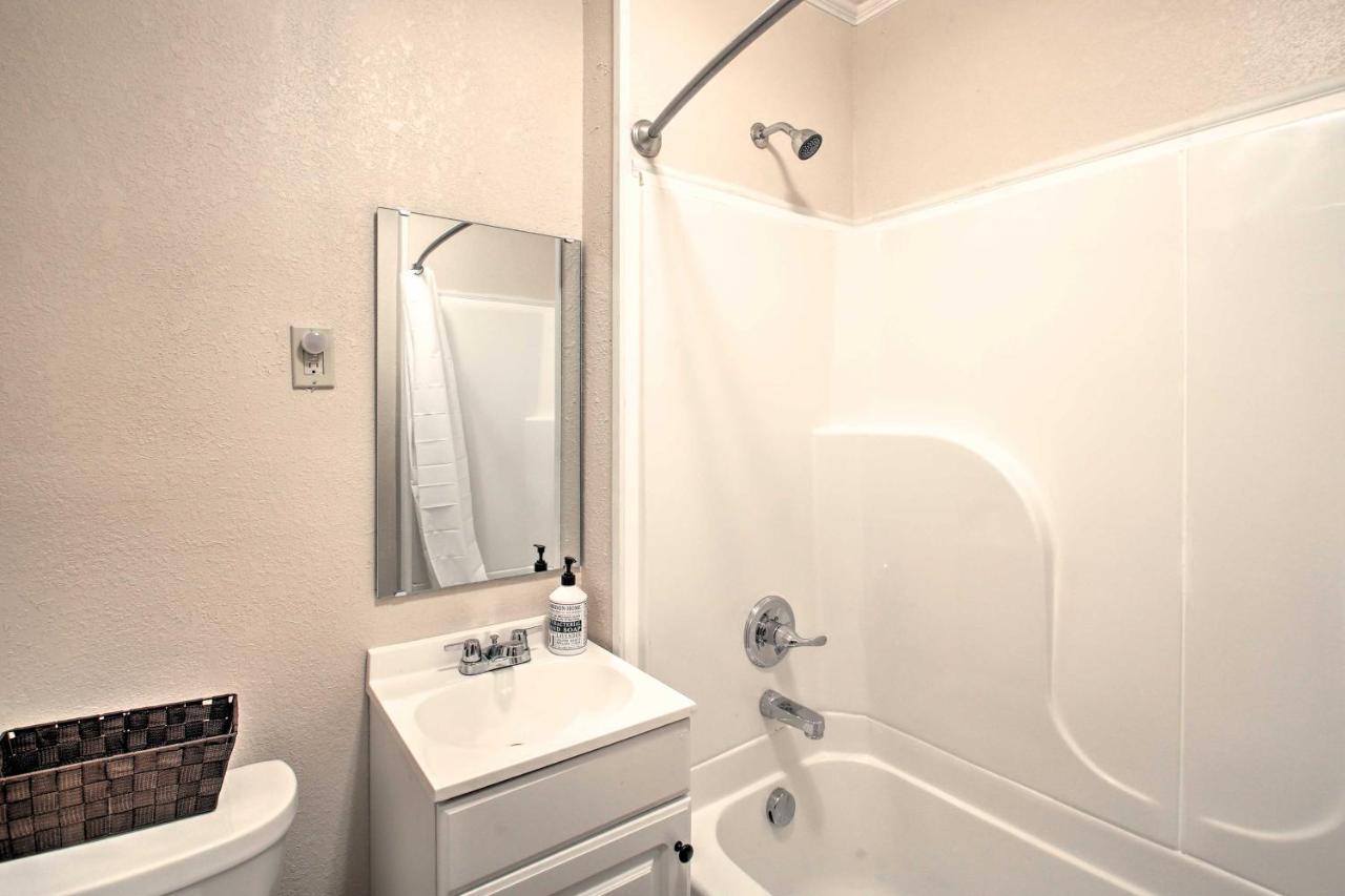Holiday home Haven About Half Mi To Northwood Trails! Hot Springs