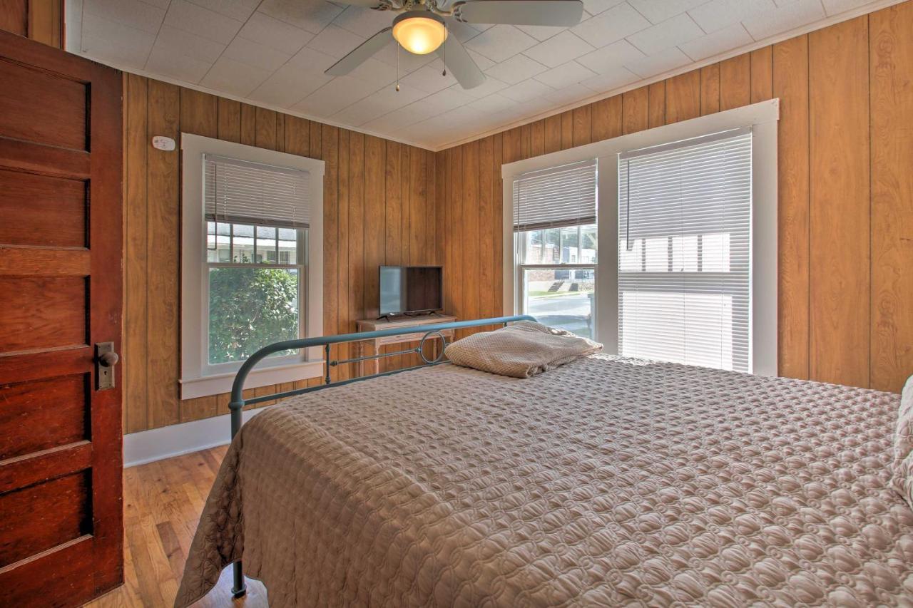 Holiday home Haven About Half Mi To Northwood Trails! Hot Springs