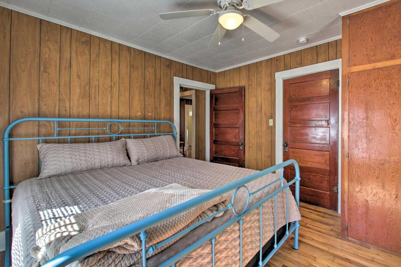 Holiday home Haven About Half Mi To Northwood Trails! Hot Springs