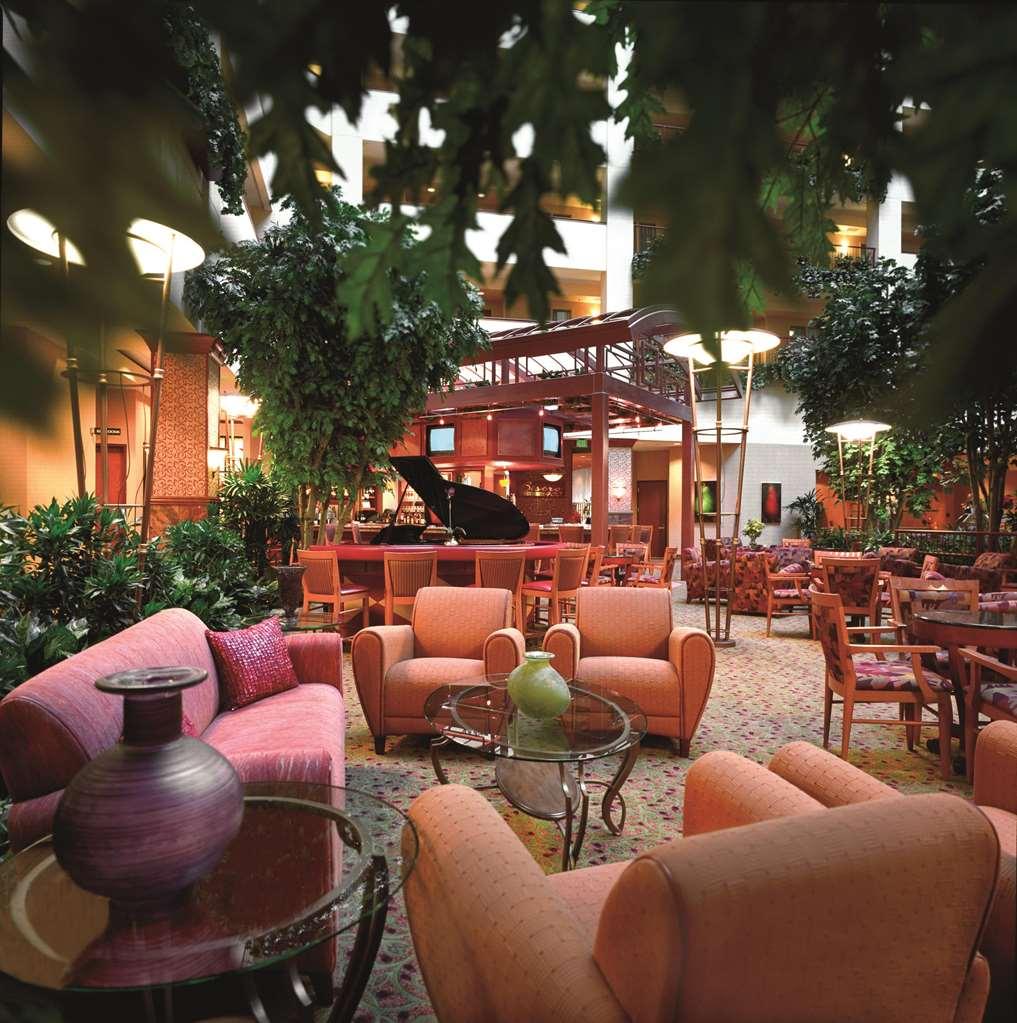 Embassy By Hilton At Convention Center Hotel 4*