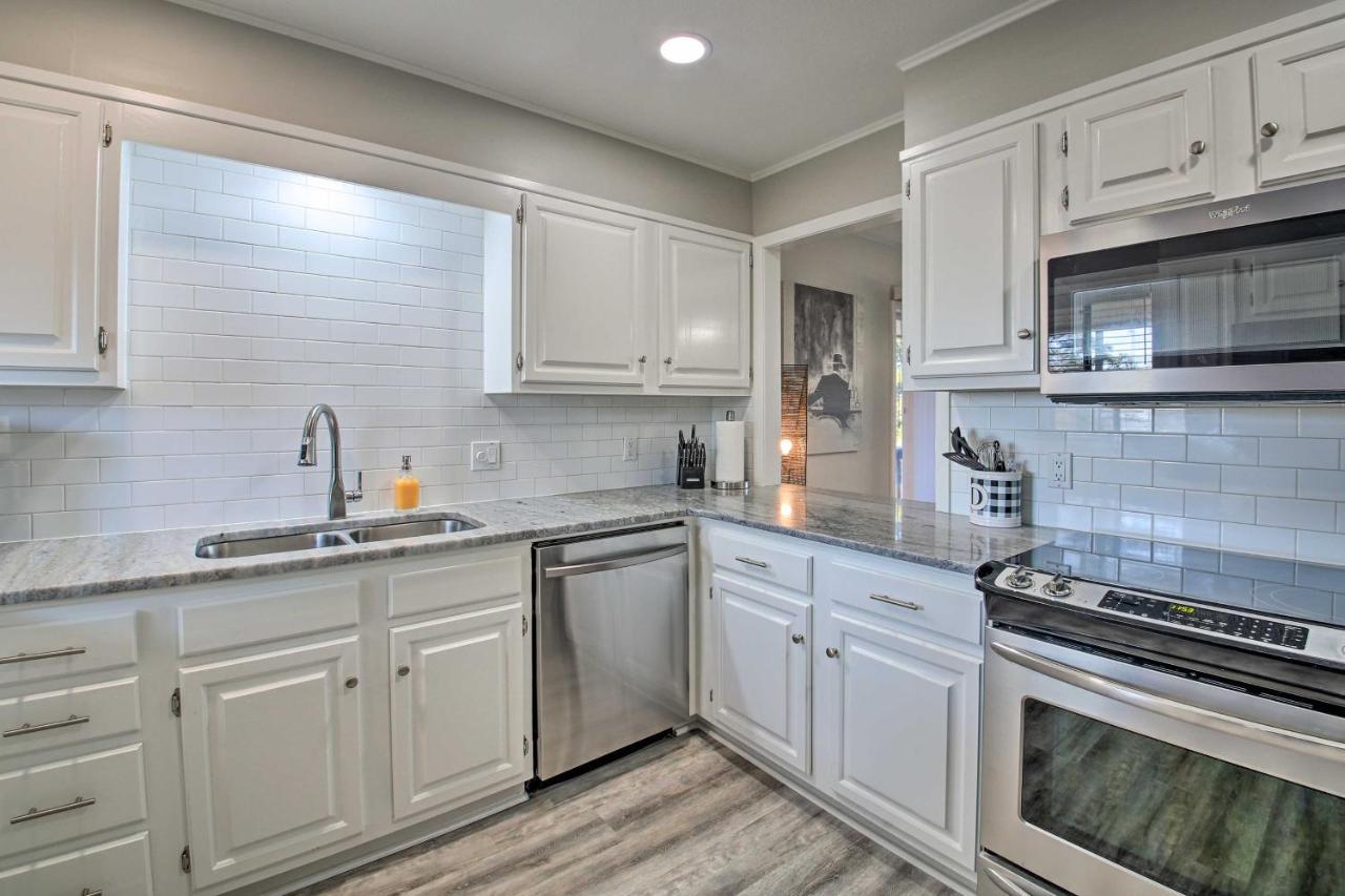 Apartment Beautiful With Amenities!