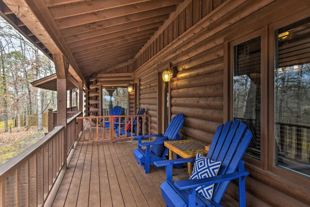 Hilltop Log With Hot Tub And Grill! *