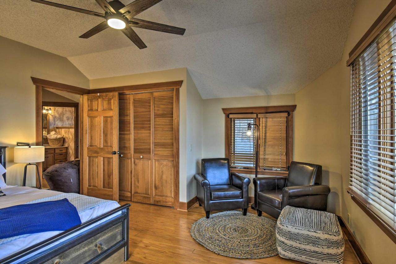 Hilltop Log With Hot Tub And Grill! *