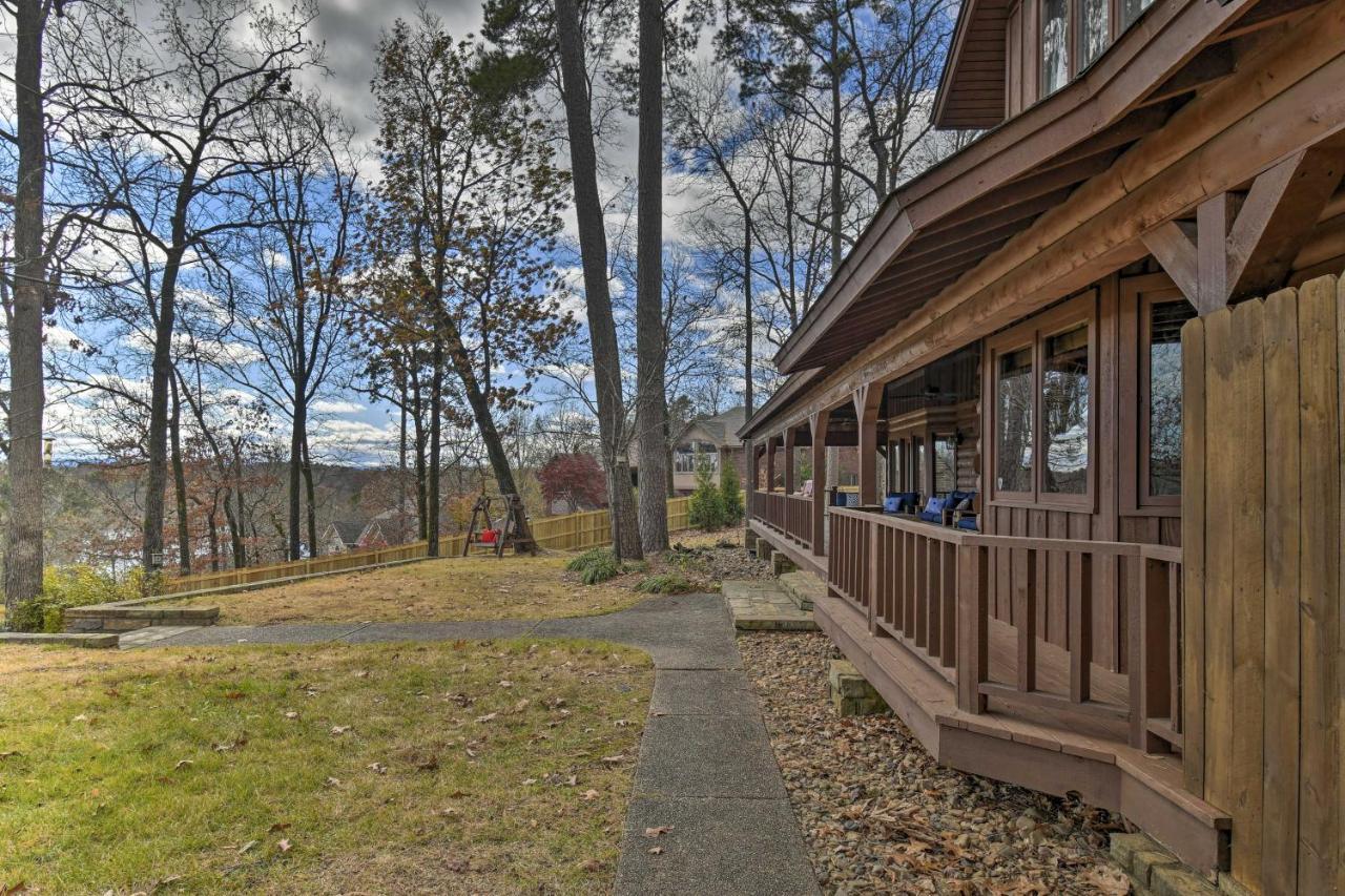 Hilltop Log With Hot Tub And Grill! Holiday home Hot Springs
