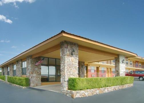 Quality & Hot Springs-lake Hamilton