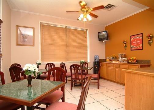 Quality & Hot Springs-lake Hamilton Hotel 3*