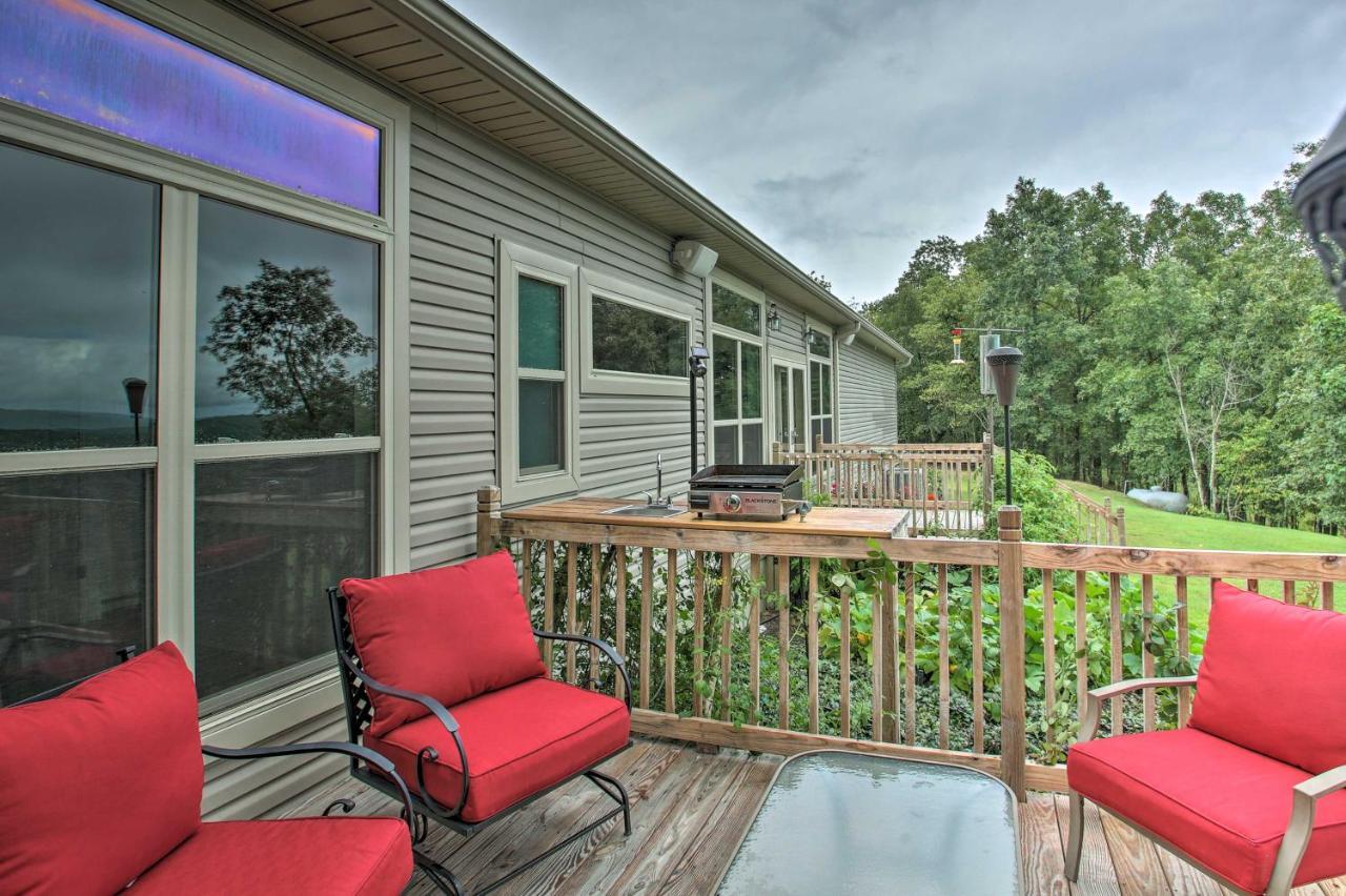 Contemporary Mountaintop Cabin 6 Mi To Natl Park Holiday home