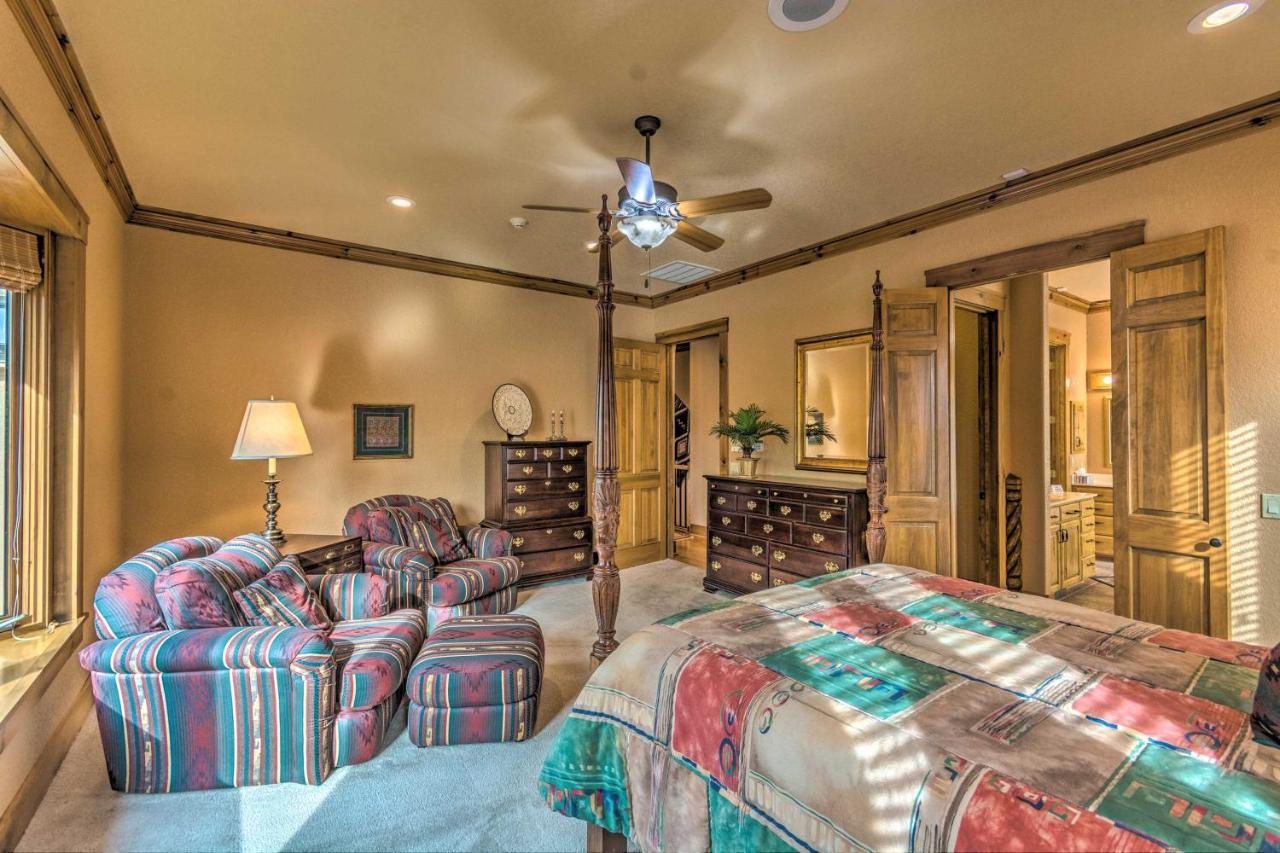 Luxurious Abode With Private Dock! Hot Springs