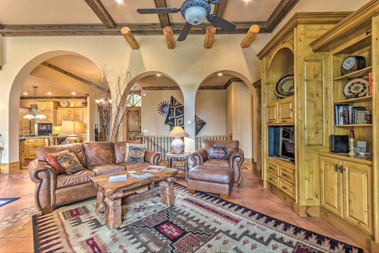 Luxurious Abode With Private Dock! Holiday home