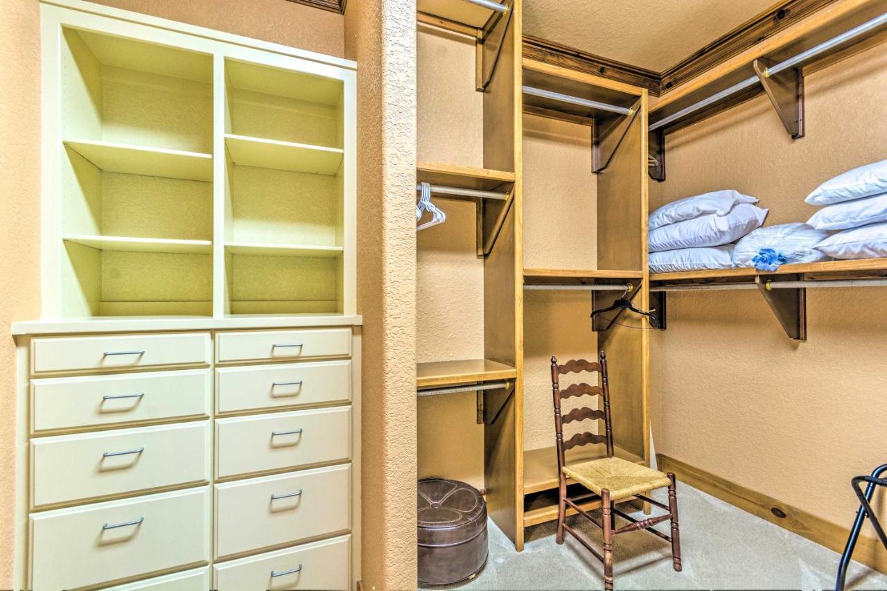 Luxurious Abode With Private Dock!
