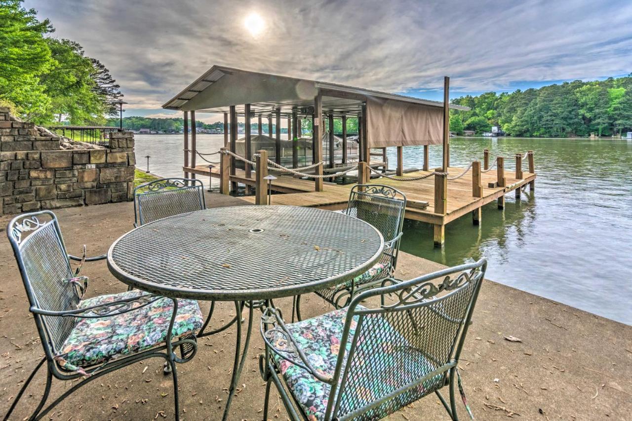 Luxurious Abode With Private Dock! Holiday home *