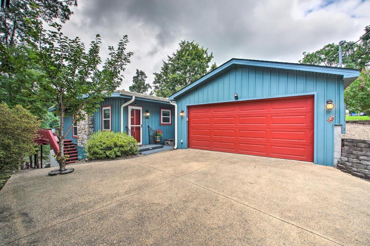 Lakefront With Dock 10 Mi To Ave! *