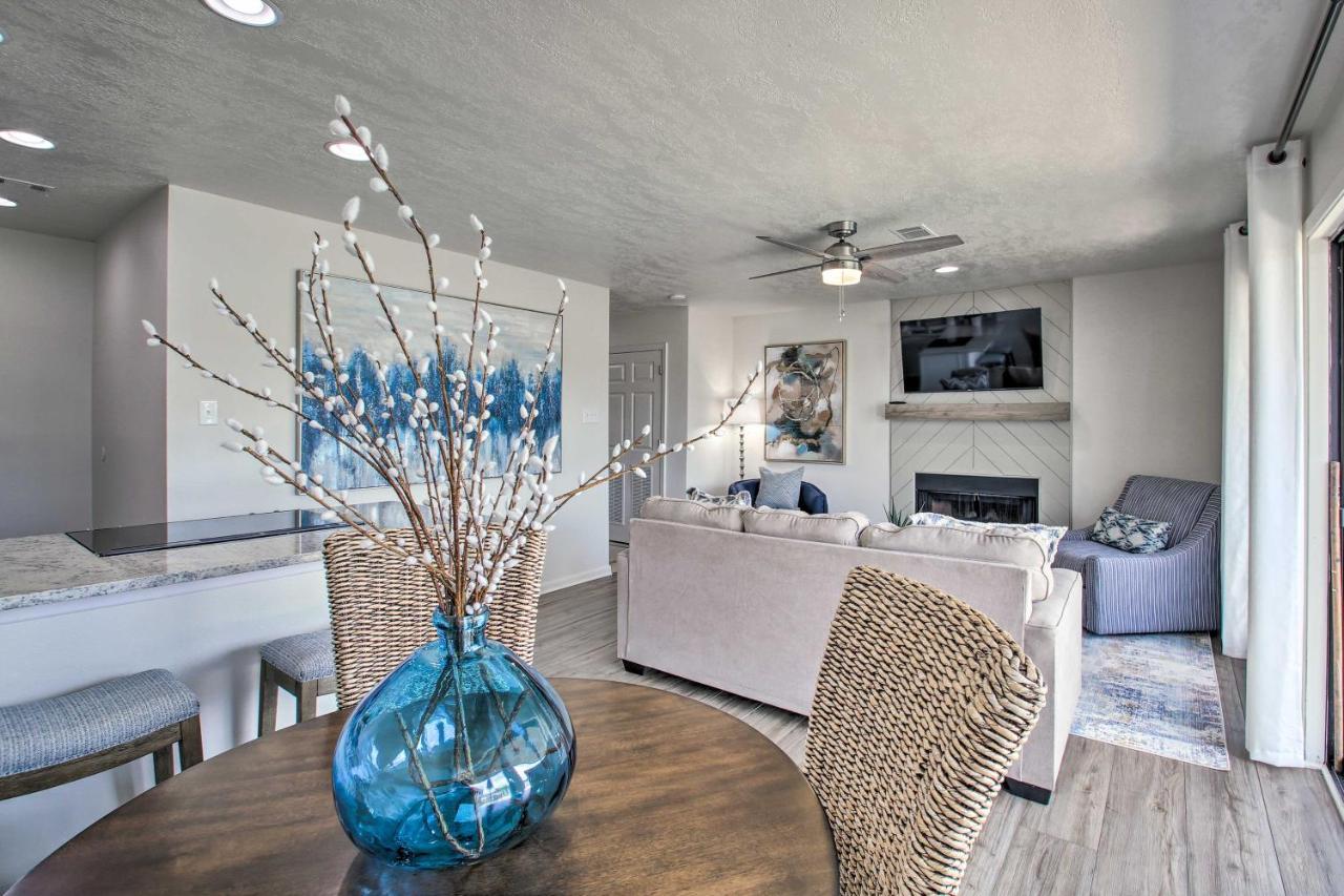 Getaway With Balcony And Access! *