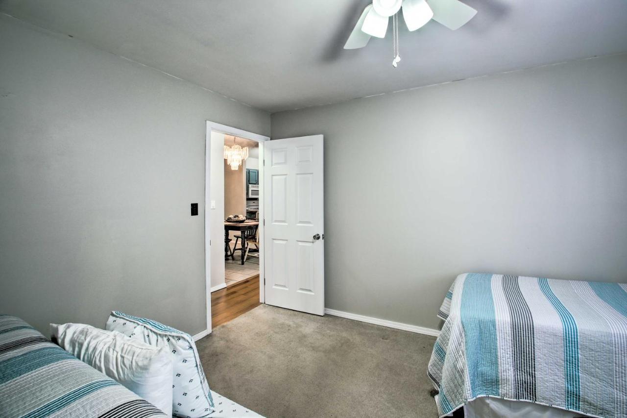 Treasure Isle Riverfront Pets Welcome! Holiday home