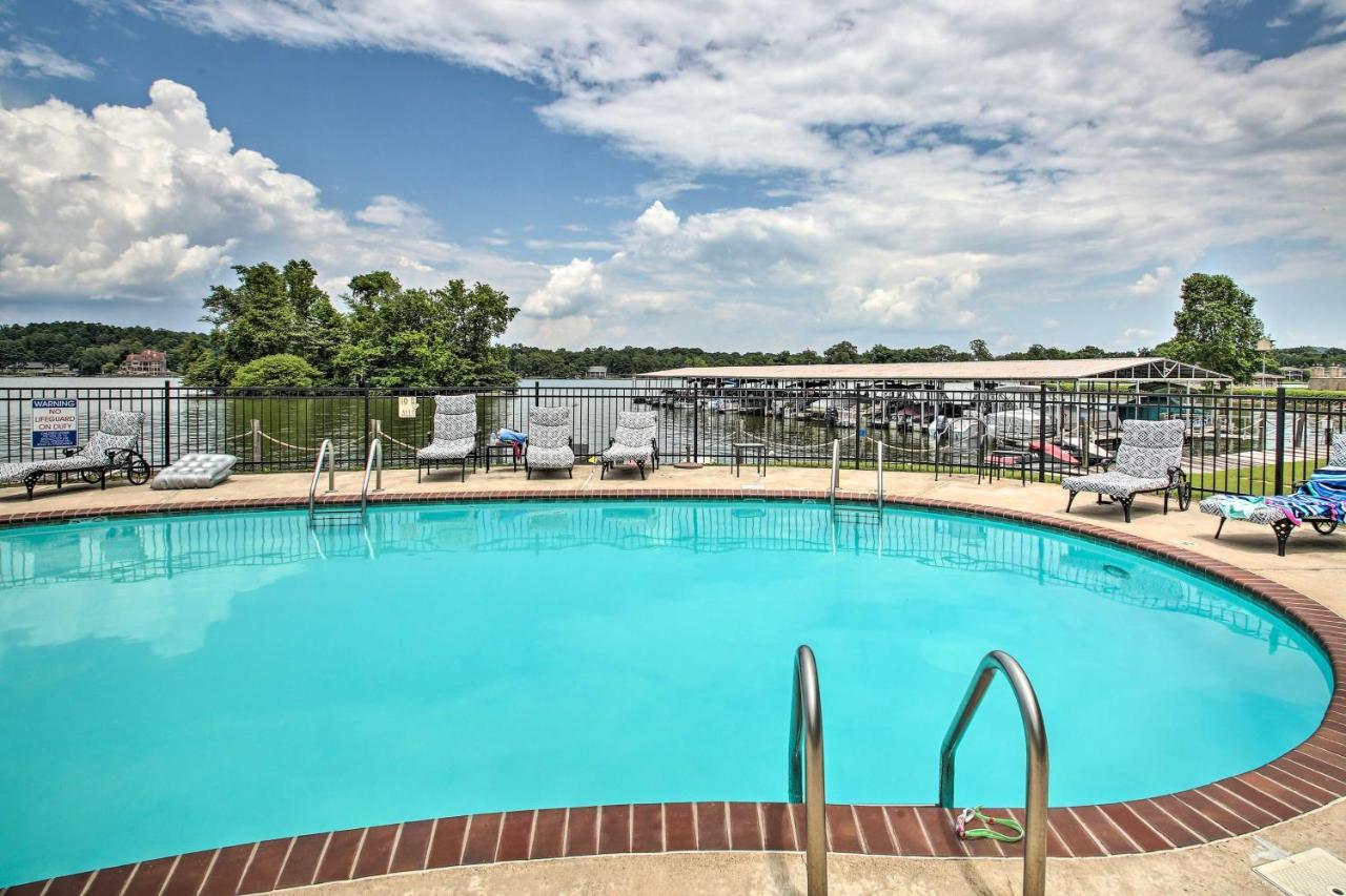 Apartment Getaway With Balcony And Access! Hot Springs