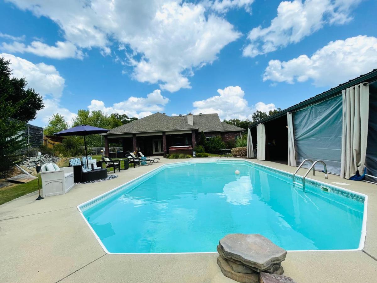 Hamilton Pool House With Cabana And New Hot Tub! * Hot Springs
