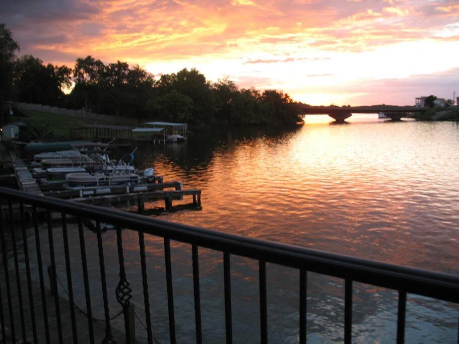 Beautiful Lakefront 2 En Brs * Hot Springs