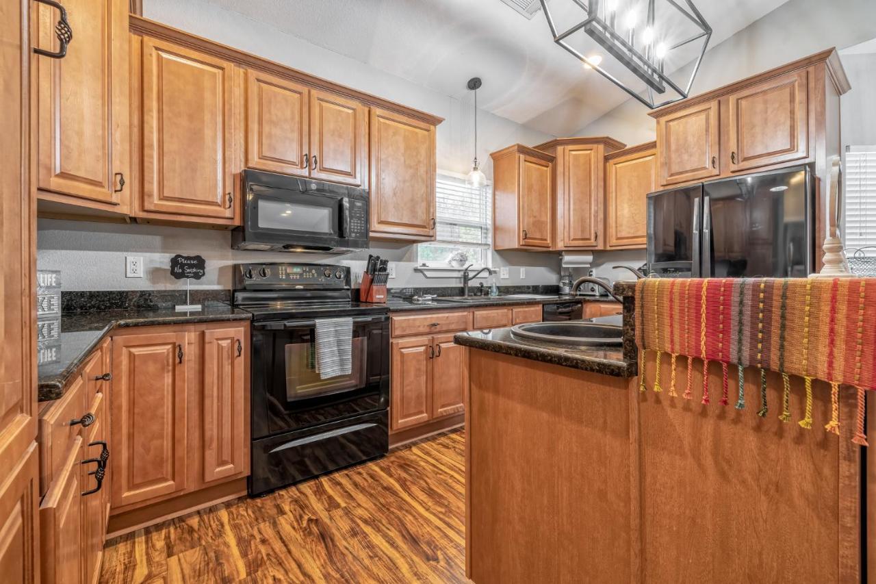 Lakefront 7 Min To Oaklawn & 10 Min To Downtown Str License #a22-0004 Hot Springs