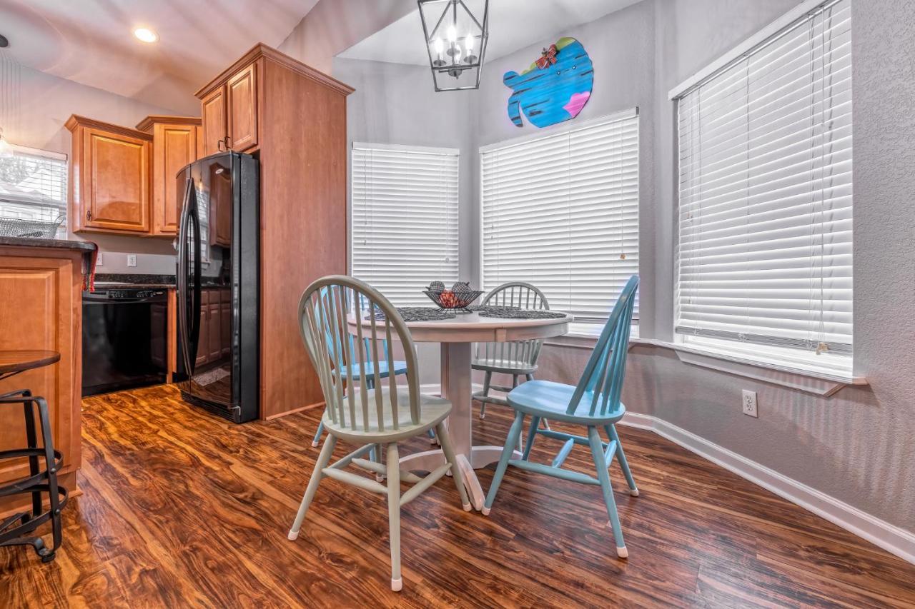 Apartment Lakefront 7 Min To Oaklawn & 10 Min To Downtown Str License #a22-0004 *
