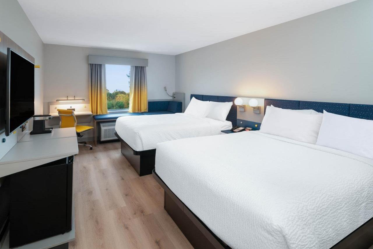 Microtel & By Wyndham Hotel