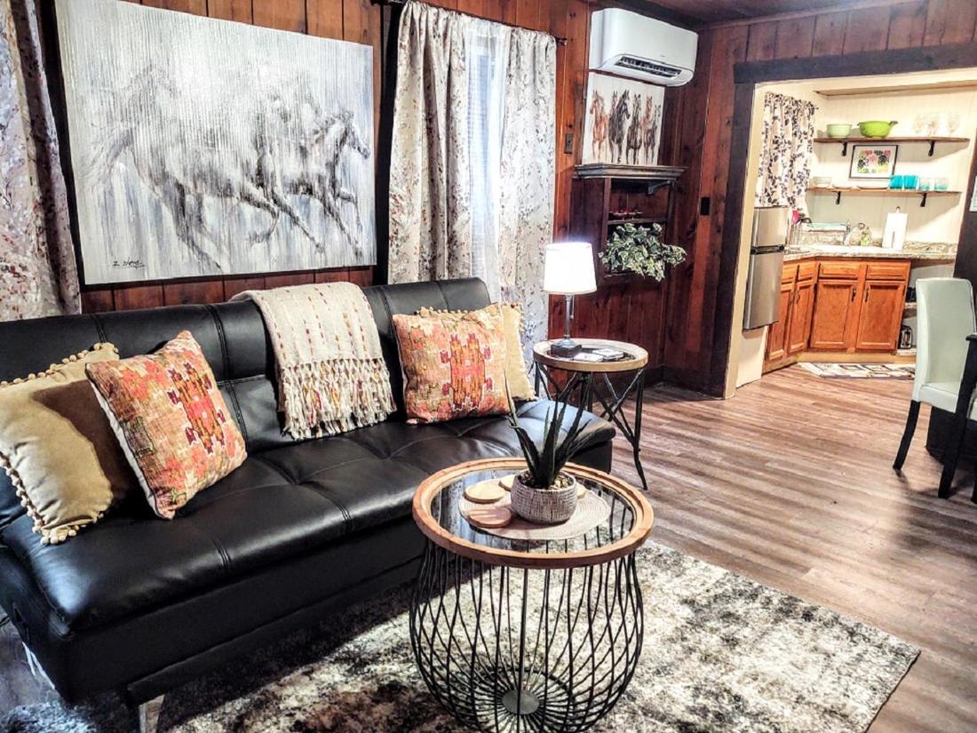 Edgewater #1 Country house