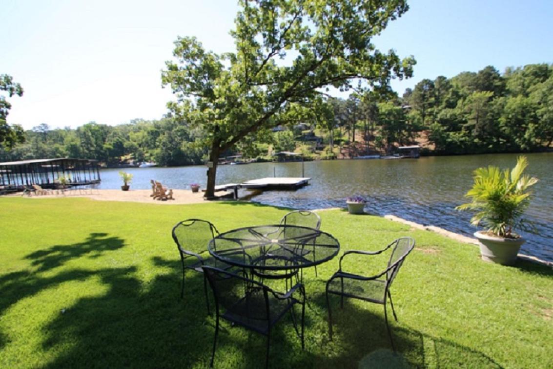 Edgewater #1 Country house *