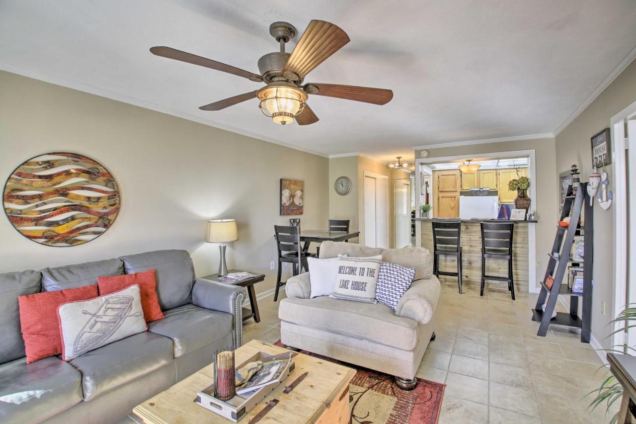 Apartment Stunning On Lake Hamilton!