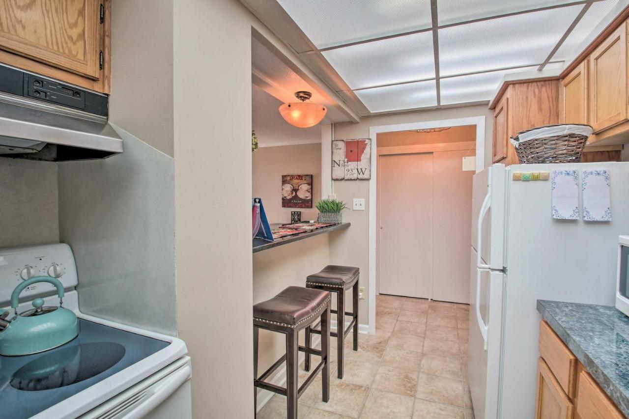 Stunning On Lake Hamilton! Apartment