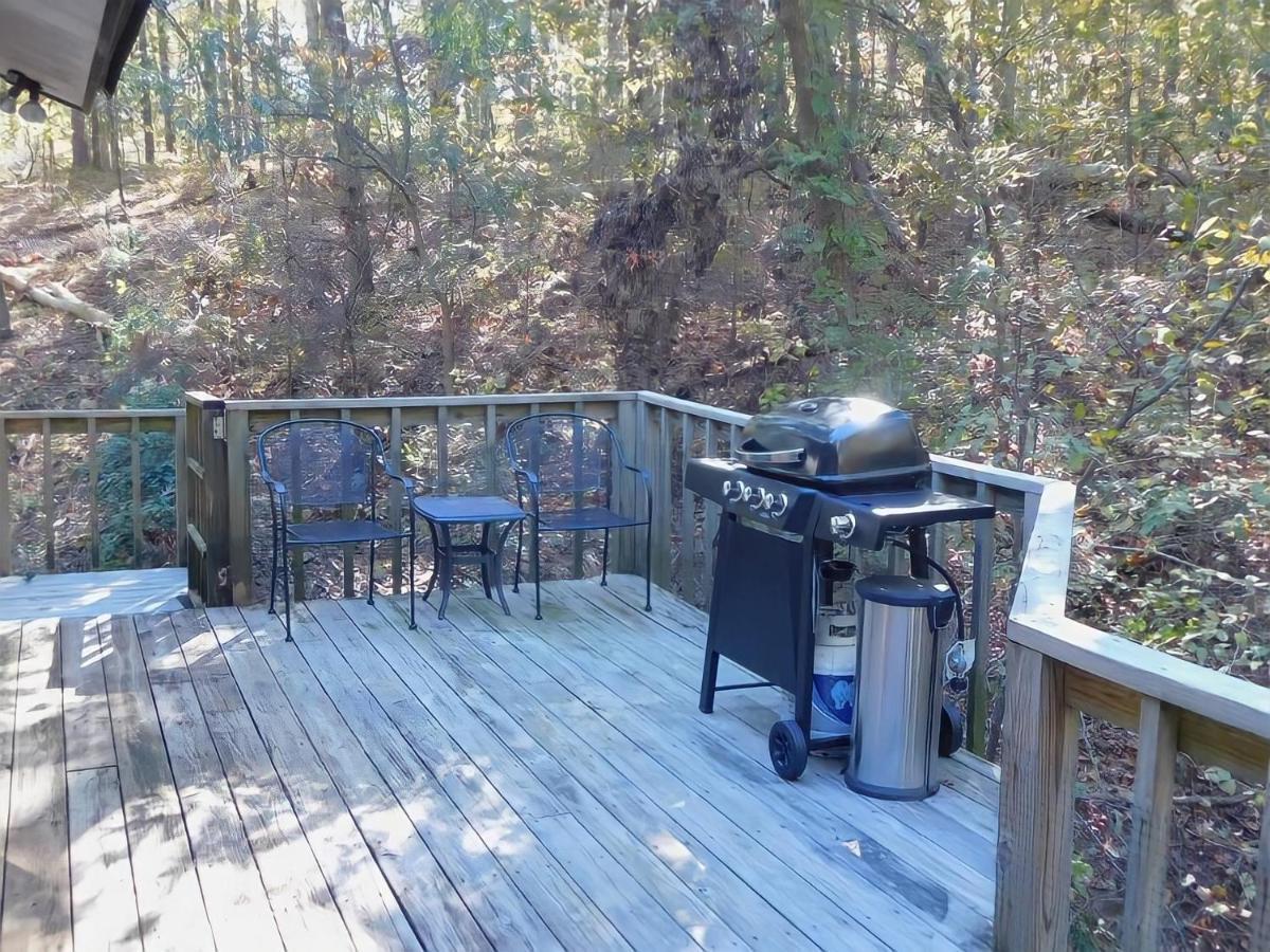 Secluded With Mini Waterfall And A Creek In Holiday home