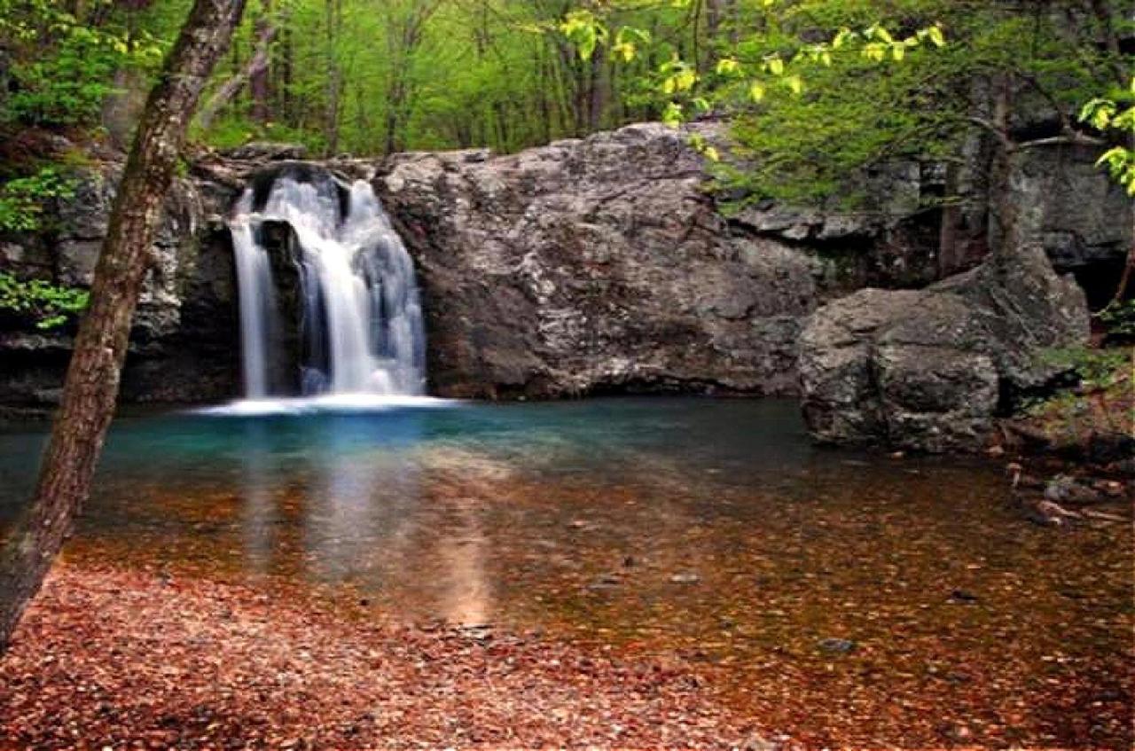 Holiday home Secluded With Mini Waterfall And A Creek In