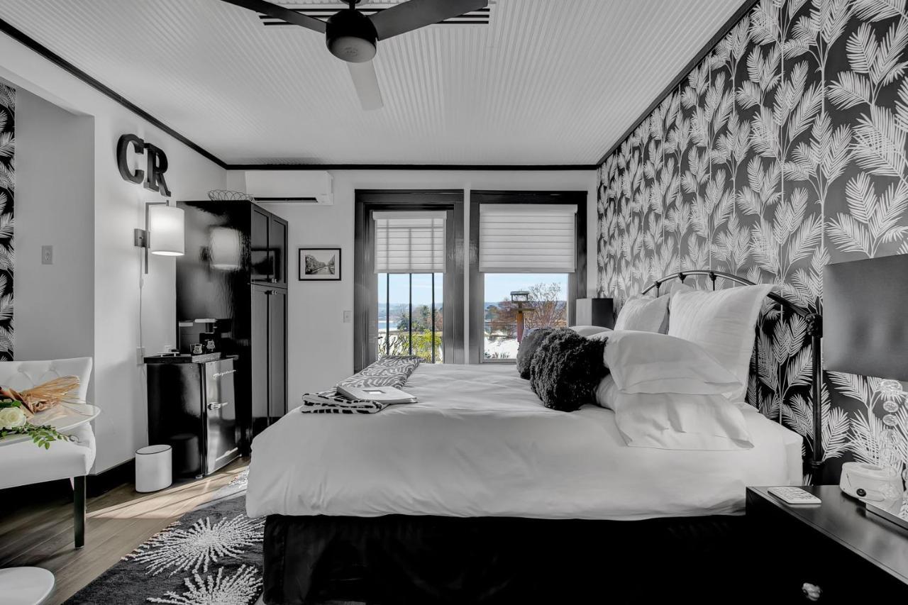 Hotel Lookout Point Lakeside
