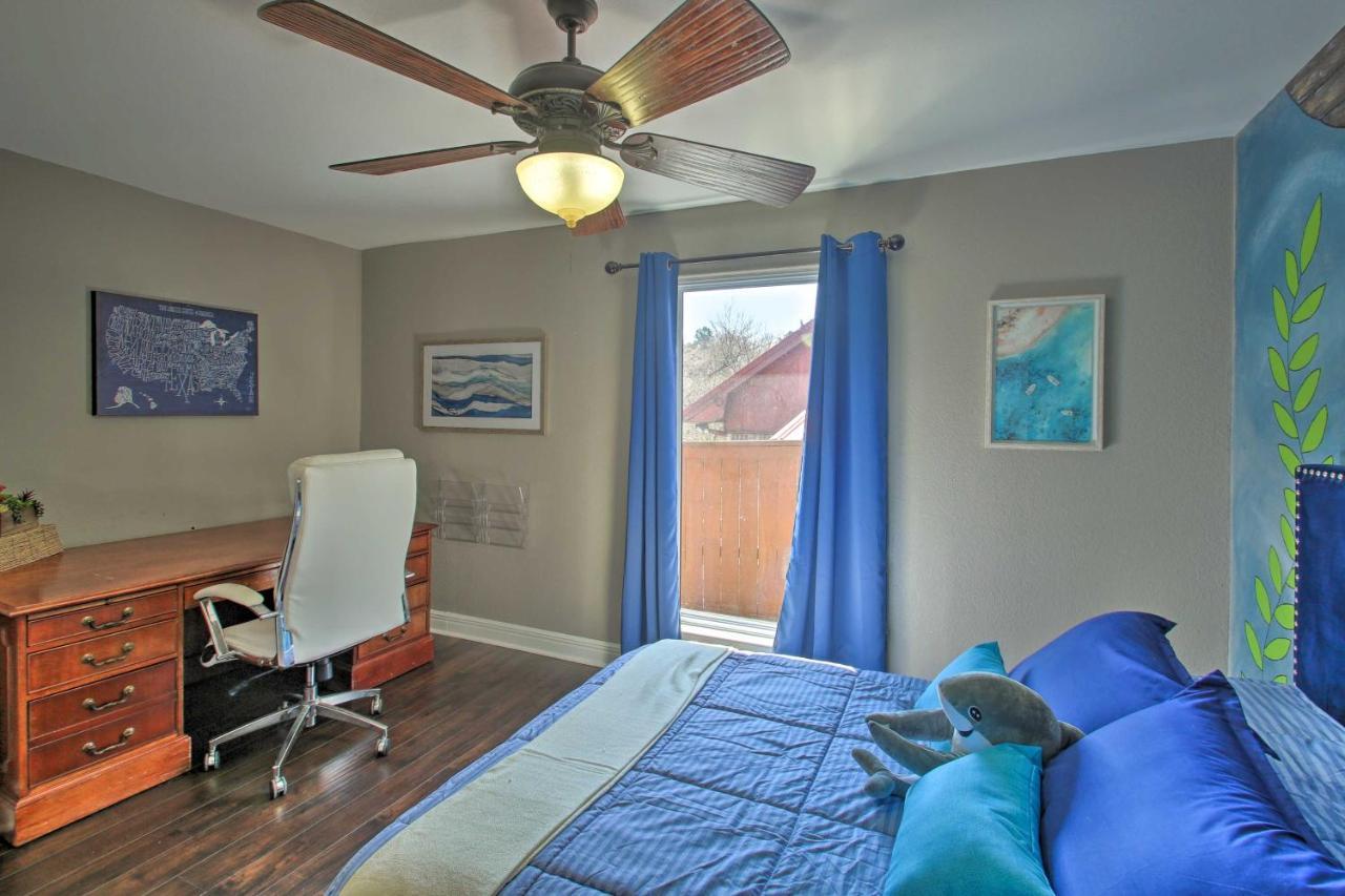 Waterfront Escape With Hot Tub! Holiday home *
