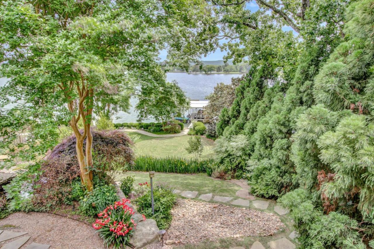 Lookout Point Lakeside 4*