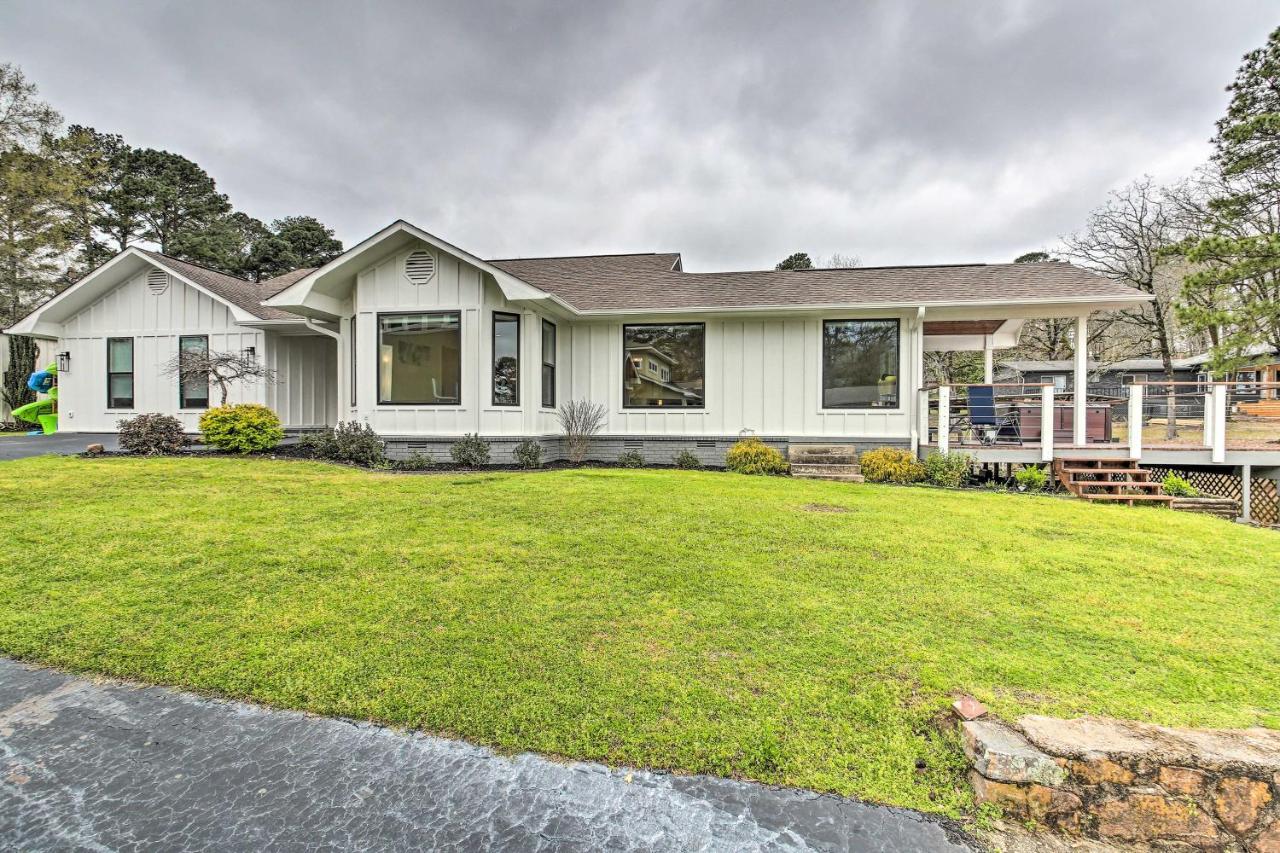 Waterfront With Boat Dock And Kayaks! *