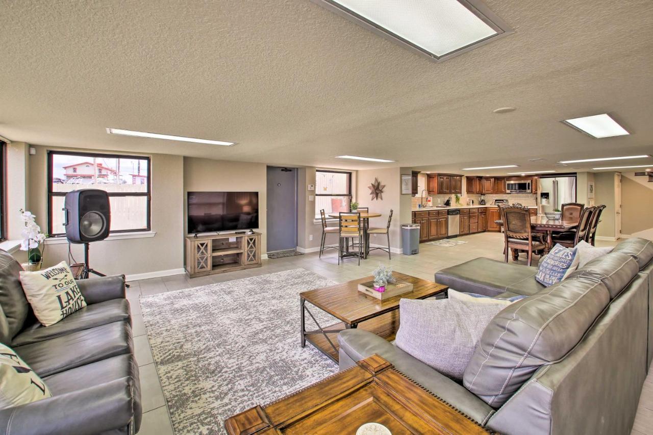 Pet-friendly Lakefront Gem In With Docks Holiday home Hot Springs
