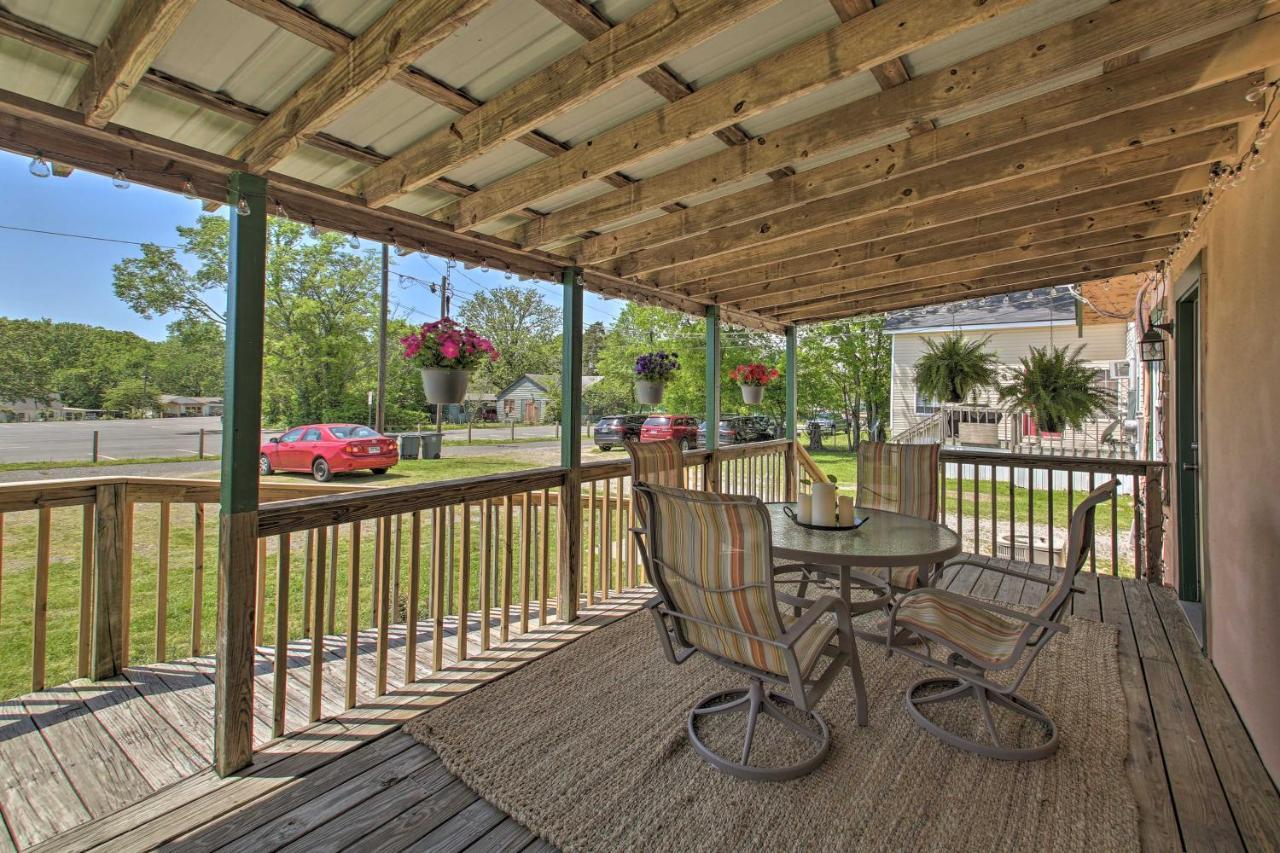 - Walk To Oaklawn Casino! Holiday home *