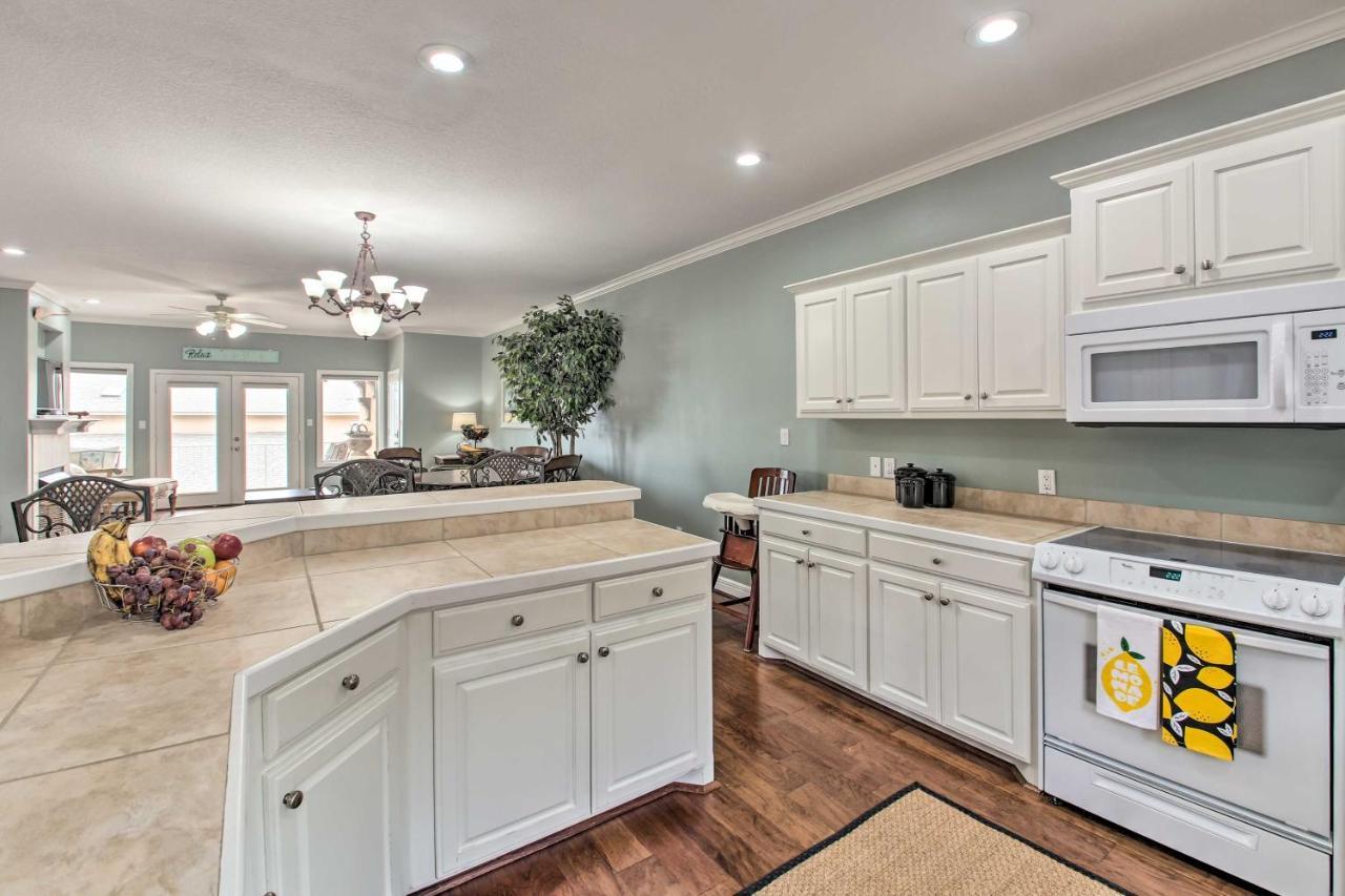 Remarkable With Lake Views! * Hot Springs