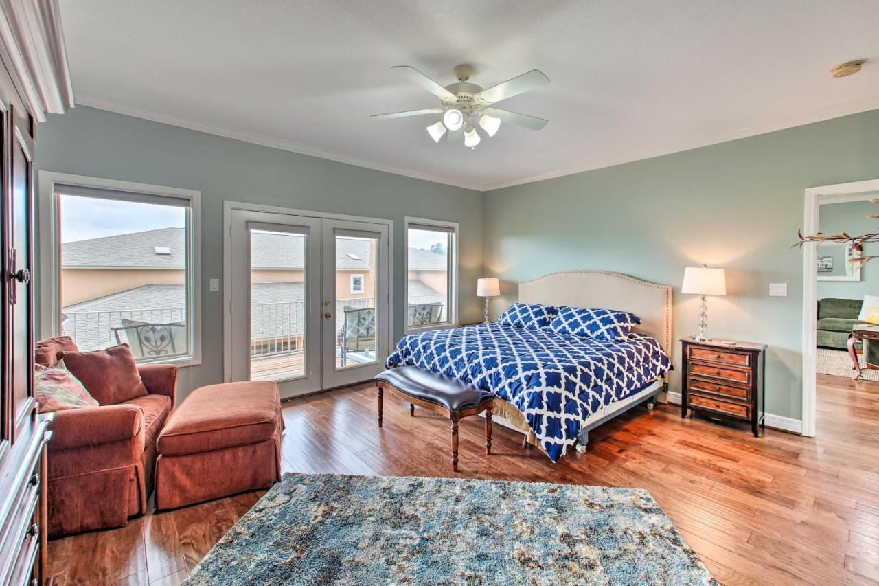 Remarkable With Lake Views! Apartment Hot Springs