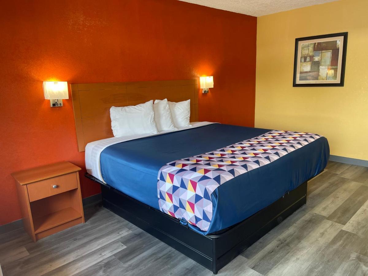 Motel Economy 2*