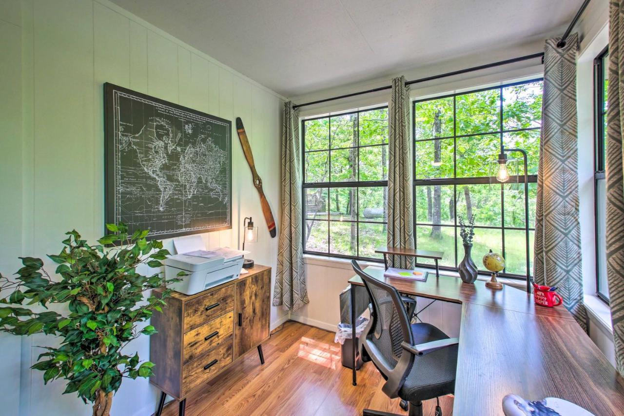 With Deck And Amenities! * Hot Springs