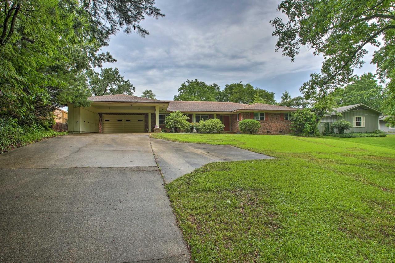 With Covered Patio About 3 Mi To Town! * Hot Springs