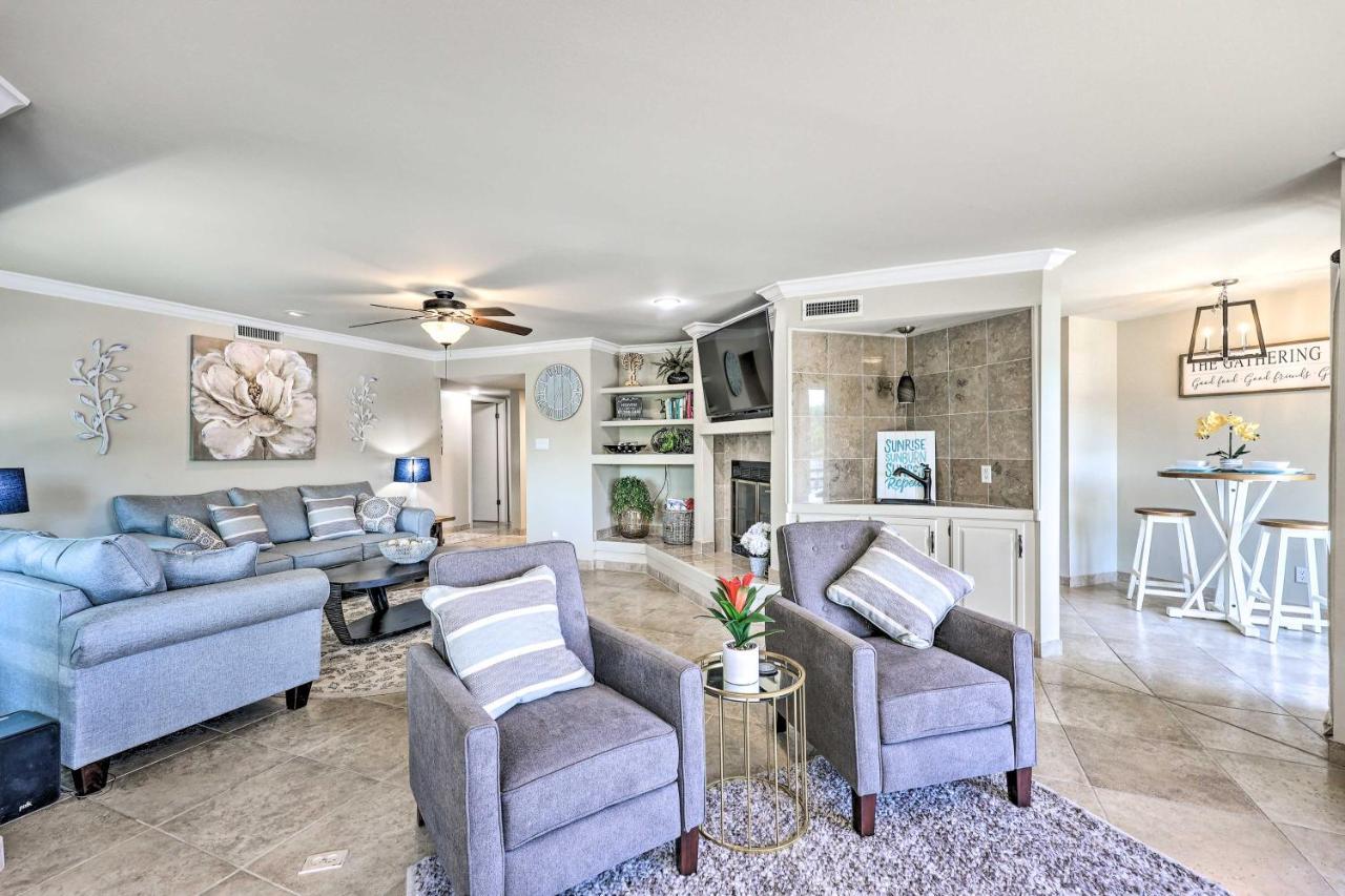 Delightful Access And Views! Apartment