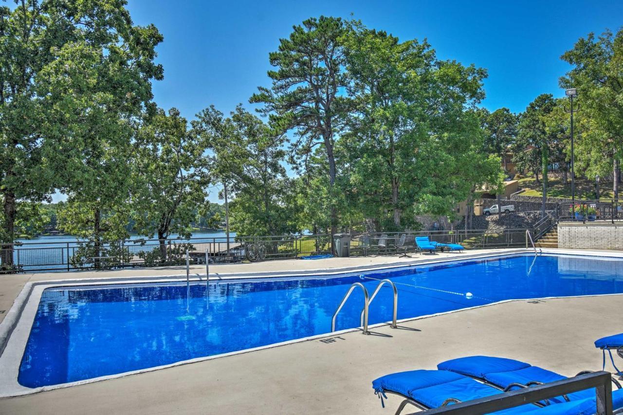 Updated Daze With Amazing Pool! Apartment Hot Springs